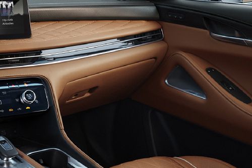 QX60 Storage Area