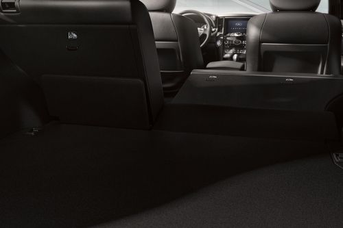 Folding Seats of انفنتي QX70