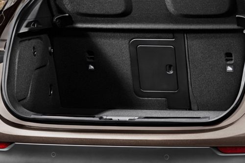 QX30 Trunk Open