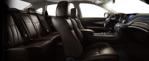 انفنتي Q70 (2014-2021) Rear Seats
