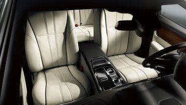 XJ Luxury SWB Front Seats