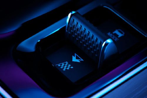 جاكوار XE Gear Shifter