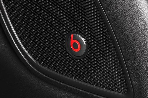 Speakers View of Jeep Compass