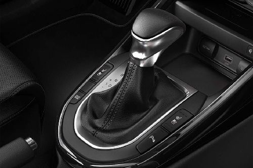 كيا سيراتو Gear Shifter