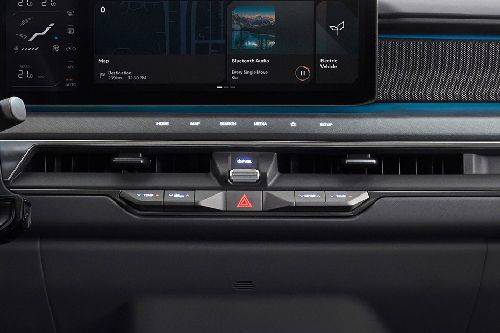 Front AC Controls of كيا EV9