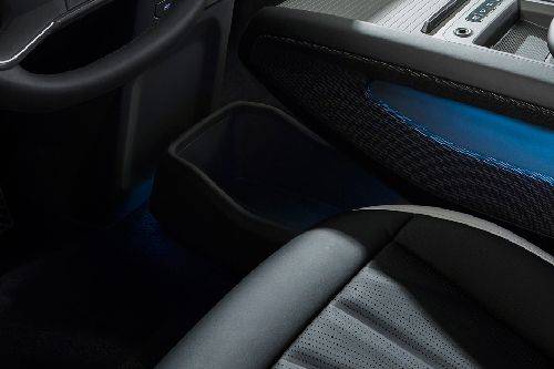 EV9 Front Center Divider