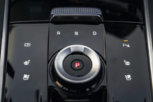 Center Controls of KIA Sportage L Center Controls of KIA Sportage L