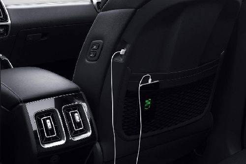 سورينتو هايبرد Rear AC Controls