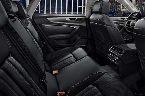 أودي أيه 7 سبورتباك Rear Seats