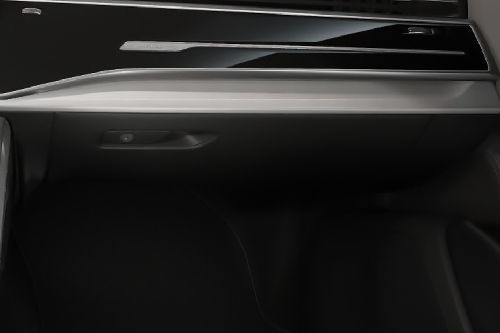Audi SQ8 Glove Box