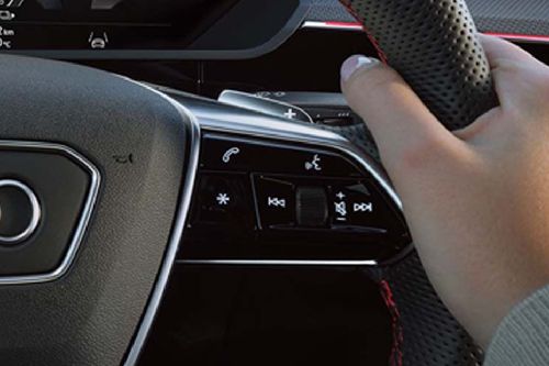 Audi Q8-Sportback-E-Tron Multi Function Steering