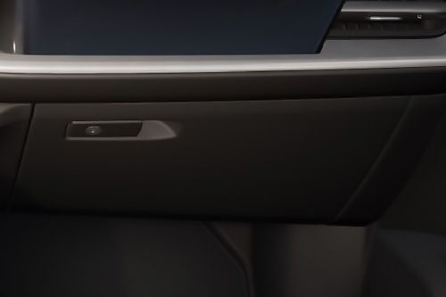 Audi Q5 Sportback Glove Box