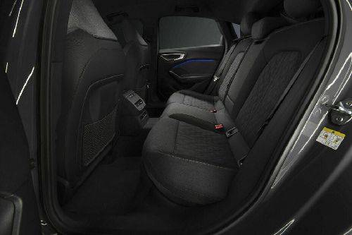 أودي أيه 5 سيدان Rear Seats