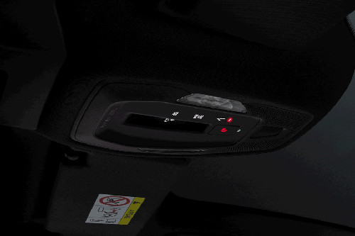 A6 Avant Courtesy Lamps