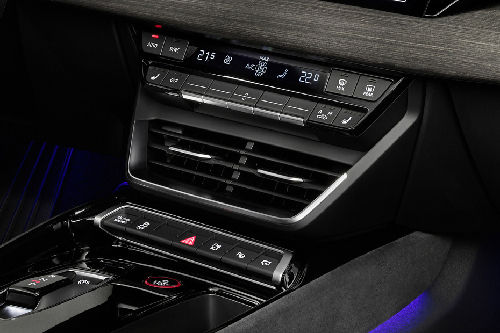 Front AC Controls of Audi S e-tron GT