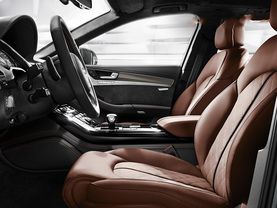 S8 (2012-2022) Front Seats