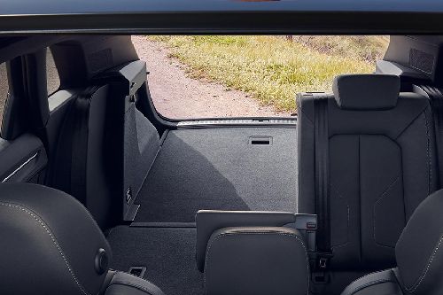 Q3 Trunk Open