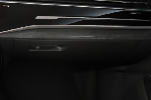 Audi Q7 Glove Box