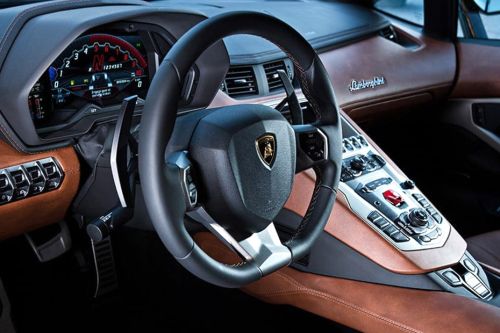 لامبورجيني Aventador Steering Wheel