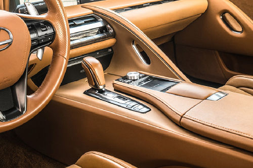 Lexus LC Gear Shifter