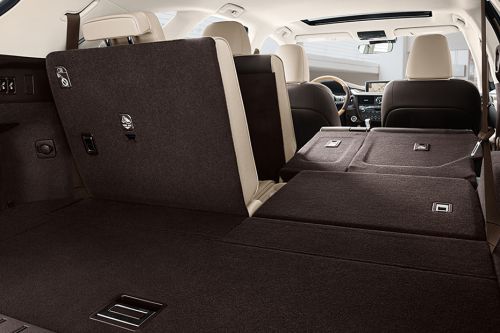 Folding Seats of لكزس RX L