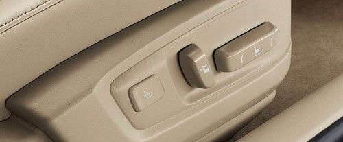 لكزس ES 2016 Seat Adjustment Controllers