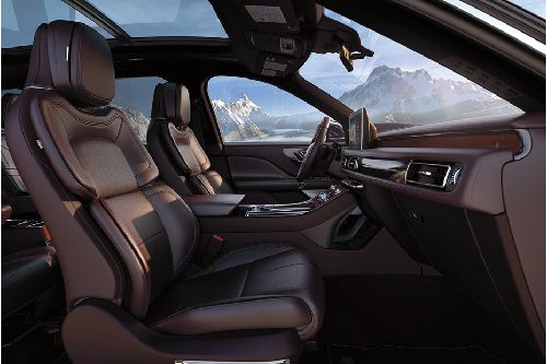 أفياتور  Front Seats