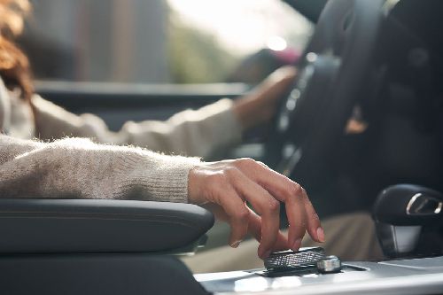 Center Controls of Mazda CX-90