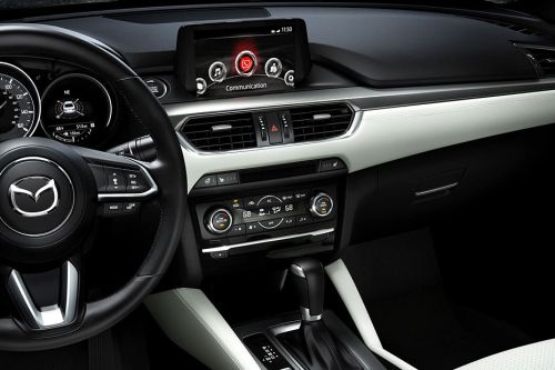 6 Sedan Center Console