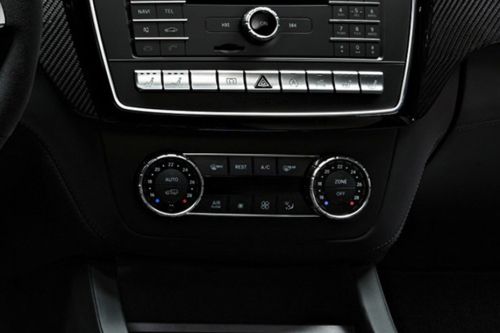 Side AC Controls of مرسيدس بنز الفئة جي أل إي كوبيه