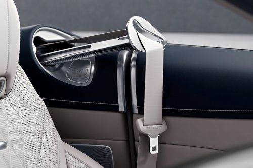 الفئة أس كابريوليه Seat Belt