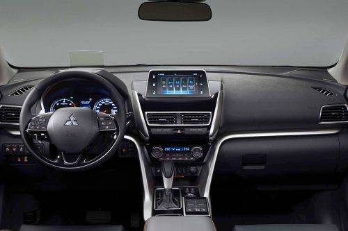 Dashboard View of Eclipse Cross