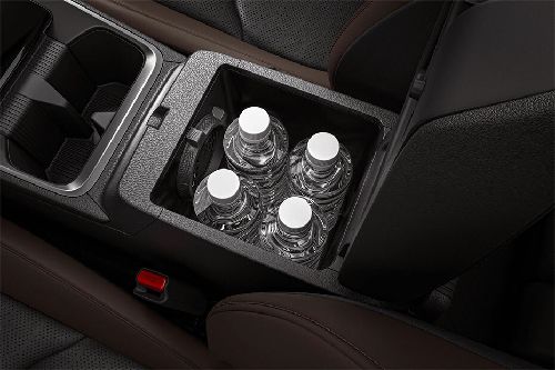 Destinator Front Center Divider