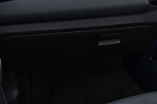 ميتسوبيشي ديستينيتور Glove Box