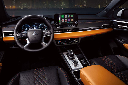 Dashboard View of Outlander