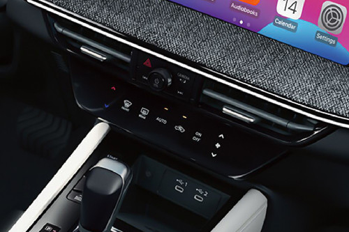 Front AC Controls of Nissan Kicks
