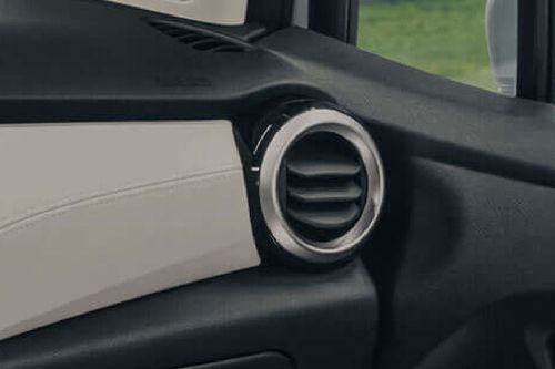 Sunny Front Side Ac Vents