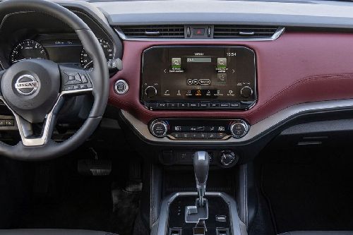  إسكتيرا  Center Console
