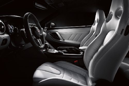 GT-R(2017-2020) Front Seats