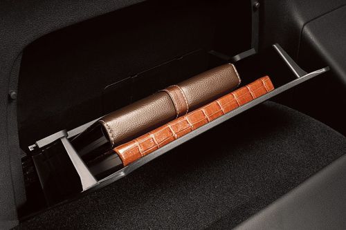 Nissan 370Z Coupe Glove Box Open