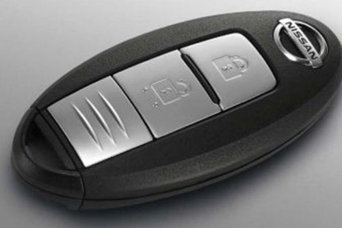 نيسان Navara Pickup(2017-2021) Keychain Fob