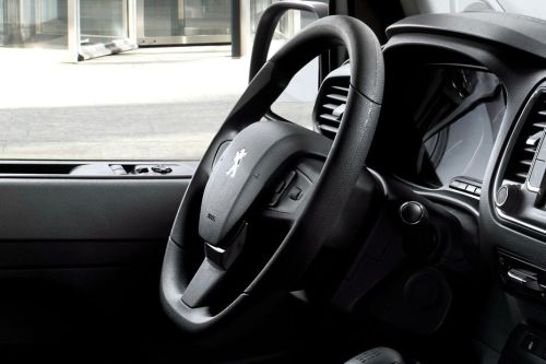 بيجو Expert (2018-2022) Steering Wheel