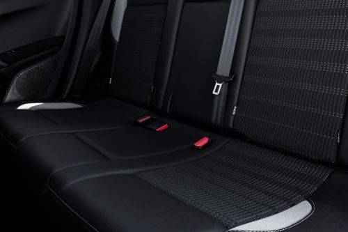 بيجو 2008 (2015-2022) Rear Seats