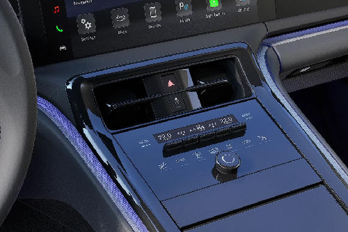 Front AC Controls of بورش باناميرا