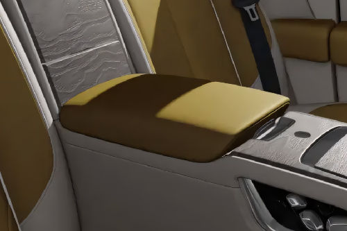Cullinan Armrest Rear