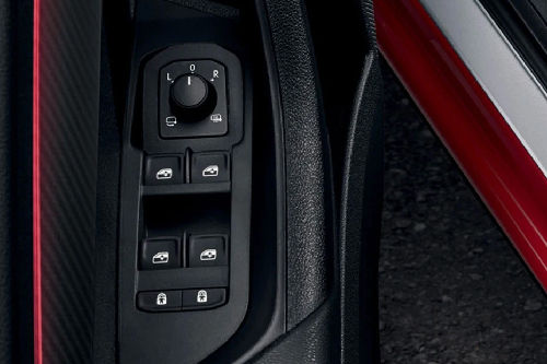 سكودا كارووك Drivers Side In Side Door Controls