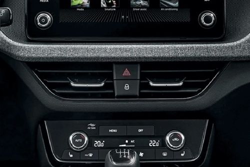 Front AC Controls of سكودا كامييك 