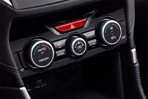 Front AC Controls of سوبارو فوريستر