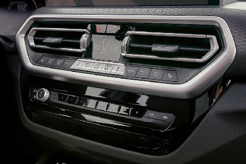 Front AC Controls of BMW IX3