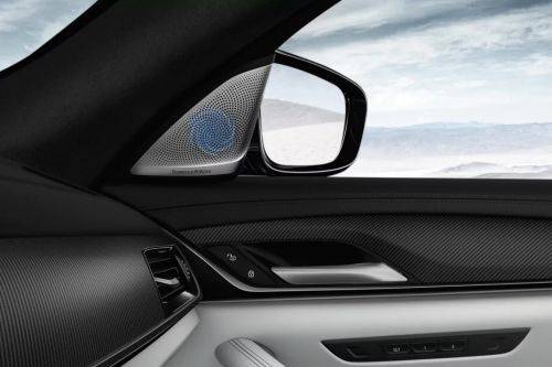 بي إم دبليو M5 Sedan Passengers View